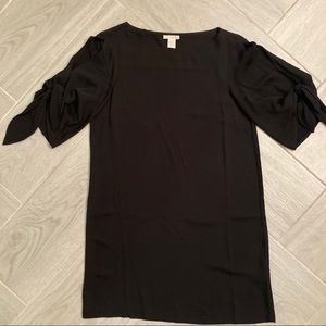 H&M tie sleeve black shift dress